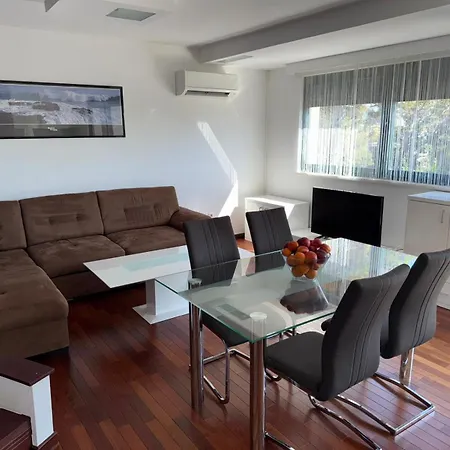 Peric Apartment *
